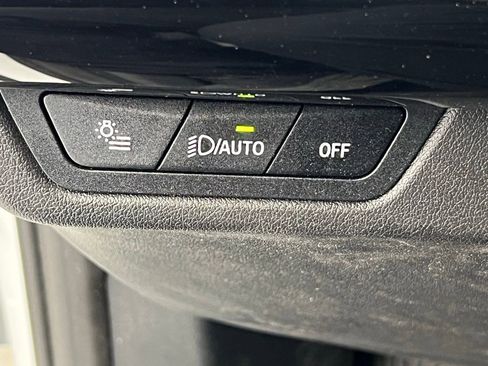 Certified 2025 BMW X1 xDrive28i image 19