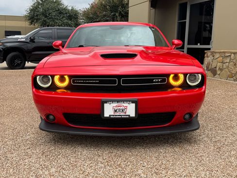 Used 2022 Dodge Challenger GT image 5