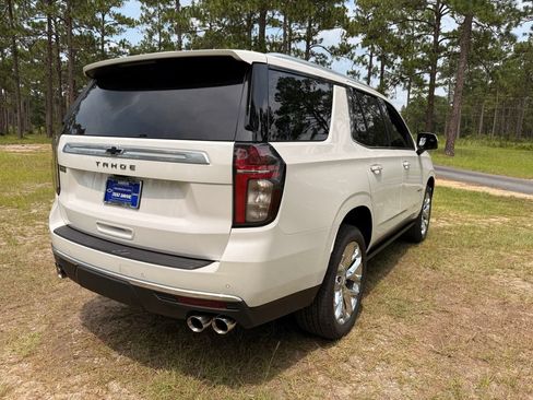 Used 2021 Chevrolet Tahoe High Country w/ Premium Package RWD image 5