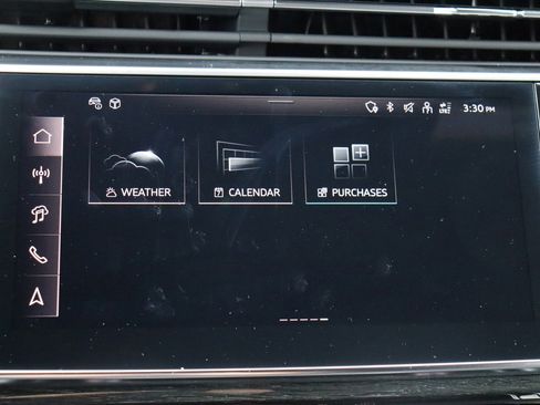 Used 2025 Audi Q8 Prestige w/ Prestige Package image 39