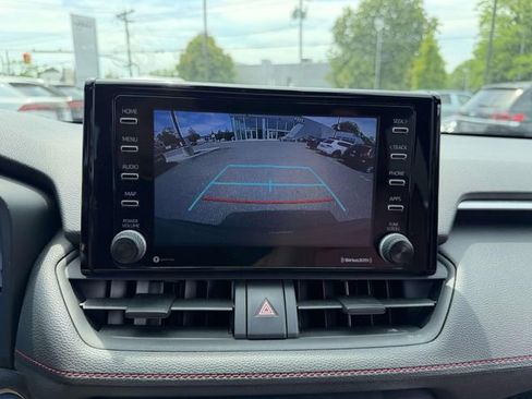 Used 2021 Toyota RAV4 SE w/ Weather & Moonroof Package AWD/4WD image 25