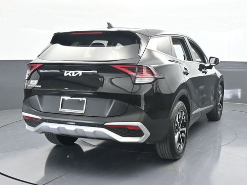 Used 2024 Kia Sportage EX image 5