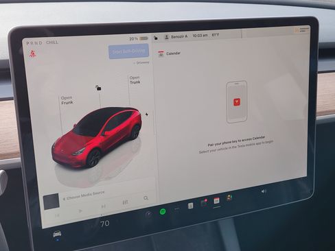 Used 2025 Tesla Model Y Long Range image 22