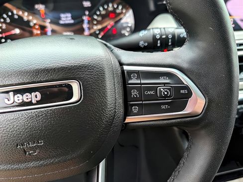 Used 2025 Jeep Compass Limited AWD/4WD image 52