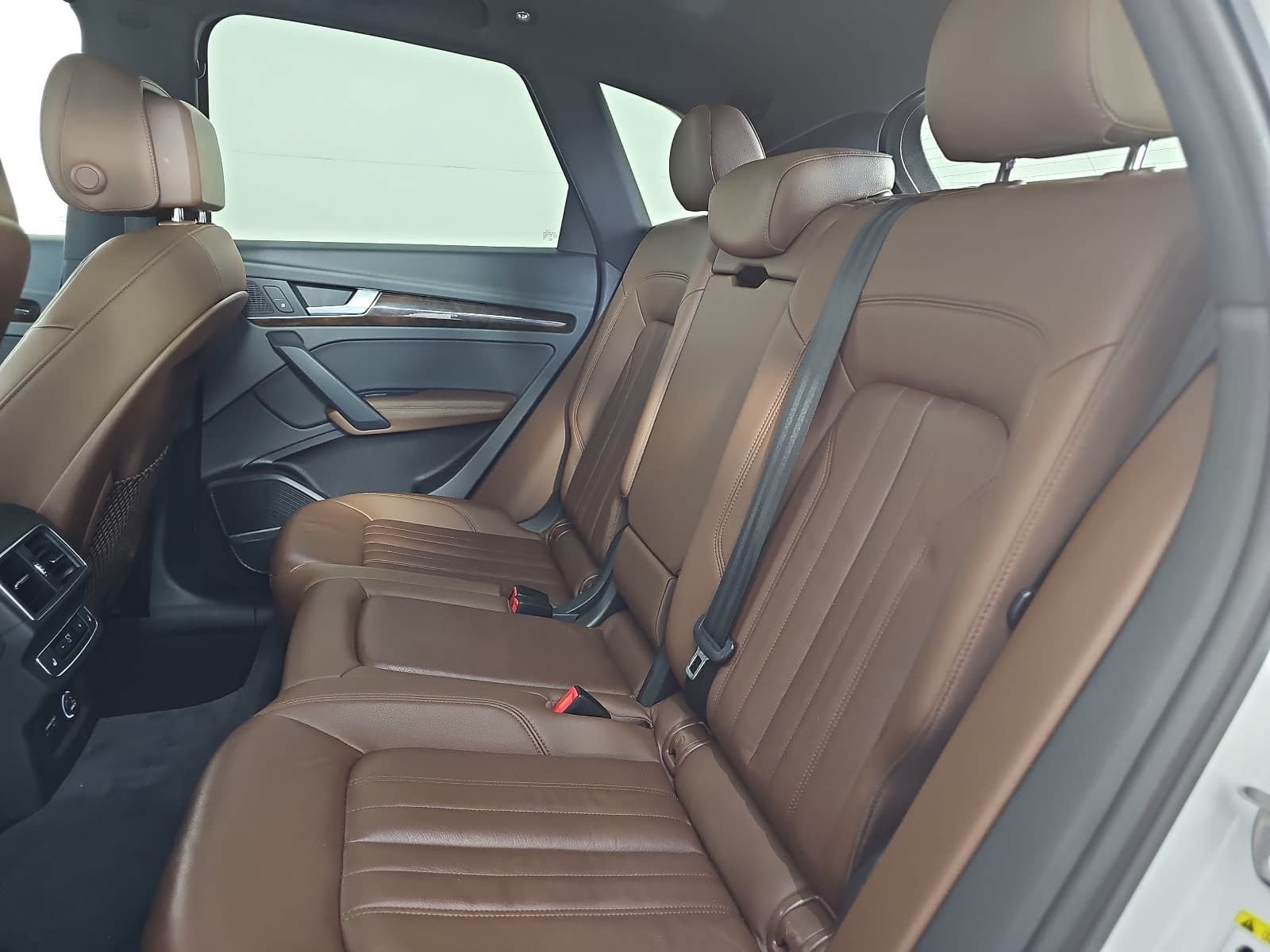 Used 2019 Audi Q5 2.0T Premium Plus w/ Premium Plus Package AWD/4WD image 14