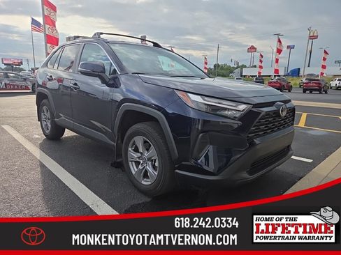 Used 2022 Toyota RAV4 XLE w/ Convenience Package AWD/4WD image 1