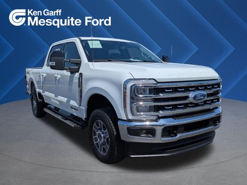 Used 2025 Ford F250 Lariat AWD/4WD image 1