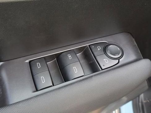 New 2026 Chevrolet Colorado Z71 w/ Technology Package image 18