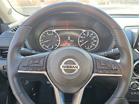 Used 2020 Nissan Sentra SV image 19