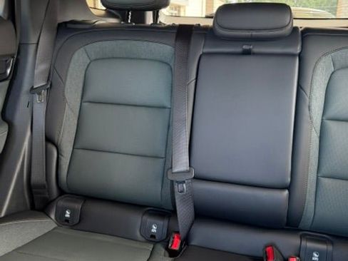 New 2027 GMC Terrain AT4 w/ Convenience Package III AWD/4WD image 17