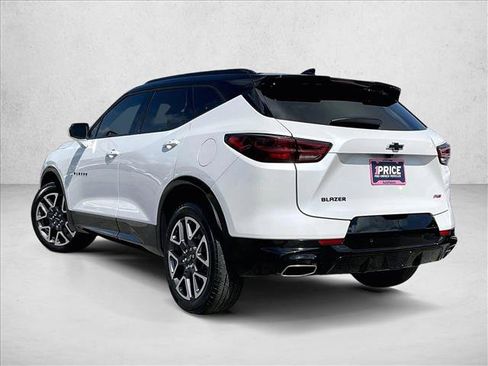 Used 2023 Chevrolet Blazer RS FWD image 12