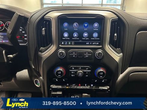 Used 2021 Chevrolet Silverado 1500 LT AWD/4WD image 11