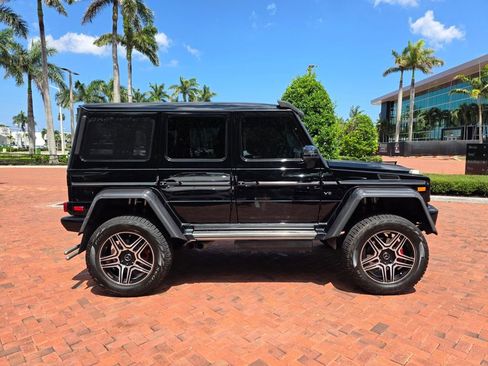 Used 2018 Mercedes-Benz G 550 Squared image 3