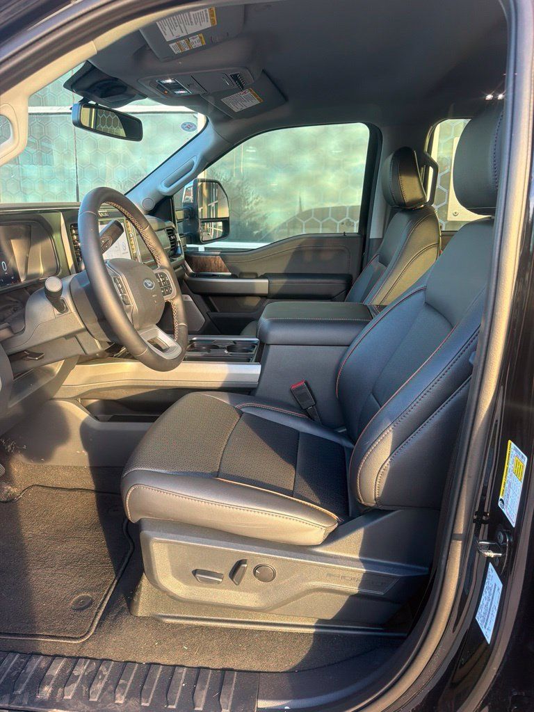 Used 2026 Ford F250 Lariat w/ Chrome Package AWD/4WD image 8