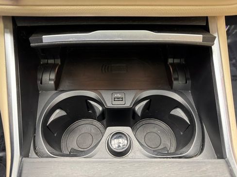 Used 2020 BMW 330i xDrive Sedan w/ Premium Package image 18