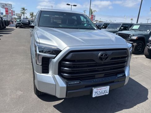 Used 2026 Toyota Tundra Limited AWD/4WD image 8