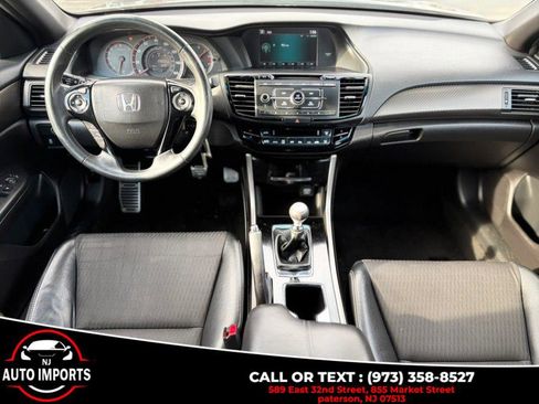 Used 2017 Honda Accord Sport image 16