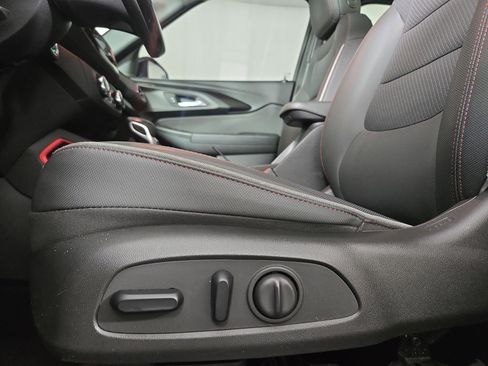 Certified 2022 Chevrolet TrailBlazer RS w/ Sun and Liftgate Package image 29