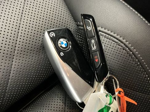 Used 2023 BMW X7 xDrive40i AWD/4WD image 21