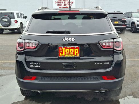 Certified 2022 Jeep Compass Limited image 5
