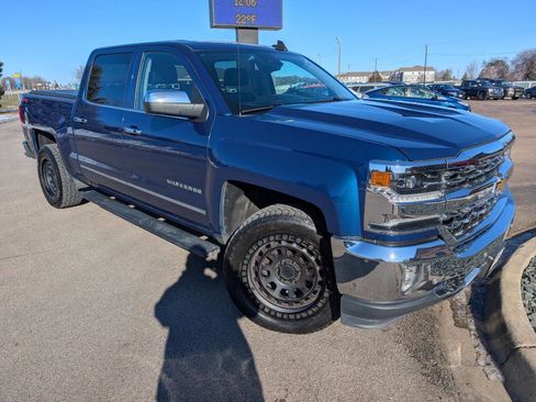 Used 2018 Chevrolet Silverado 1500 LTZ w/ Sport Package image 3