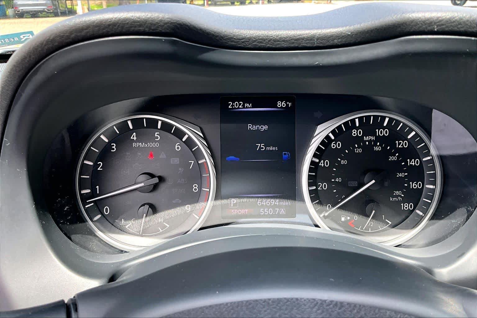 Used 2018 INFINITI Q50 Luxe AWD/4WD image 24