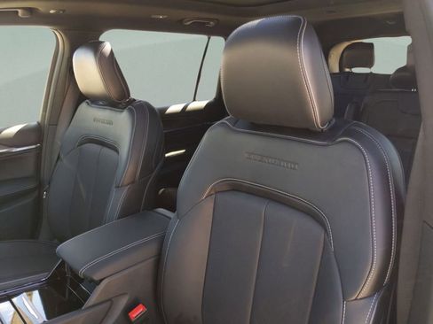 New 2025 Jeep Grand Cherokee L Overland w/ Trailer Tow Package image 14