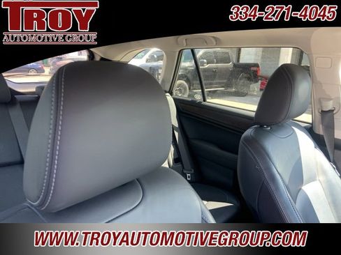 Used 2017 Subaru Outback 2.5i Limited image 36