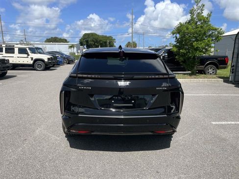 Used 2024 Cadillac Lyriq Luxury w/ LPO, Floor Liner Package AWD/4WD image 4