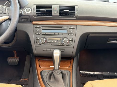 Used 2013 BMW 128i Convertible RWD image 22