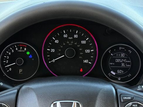 Used 2020 Honda HR-V LX image 14