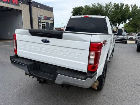 Used 2020 Ford F250 XLT w/ FX4 Off-Road Package AWD/4WD image 14