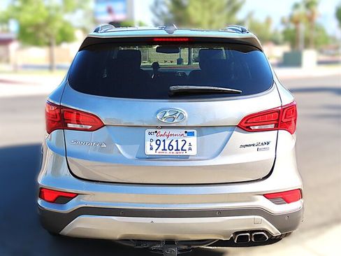 Used 2017 Hyundai Santa Fe Sport FWD image 5