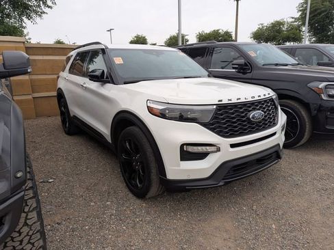 Used 2023 Ford Explorer ST w/ Equipment Group 401A AWD/4WD image 4