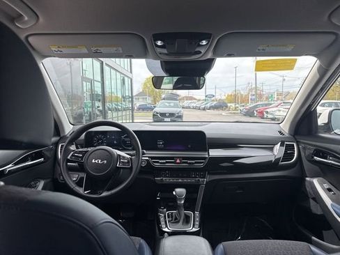 Used 2024 Kia Seltos S AWD/4WD image 13