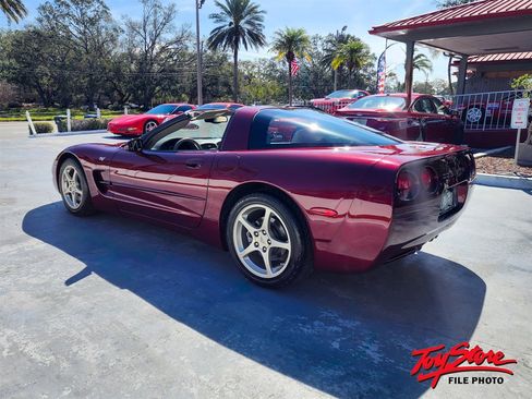 Used 2003 Chevrolet Corvette Coupe w/ Preferred Equipment Group RWD image 6