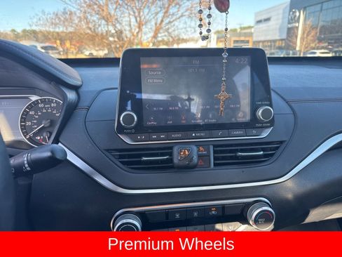 Used 2020 Nissan Altima 2.5 SR image 4