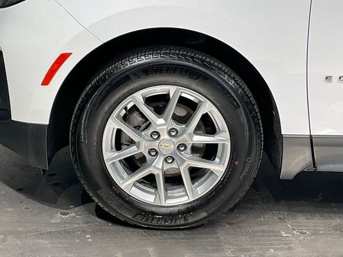 Used 2023 Chevrolet Equinox LS image 33