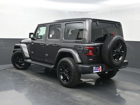 Used 2021 Jeep Wrangler Unlimited Sahara image 22