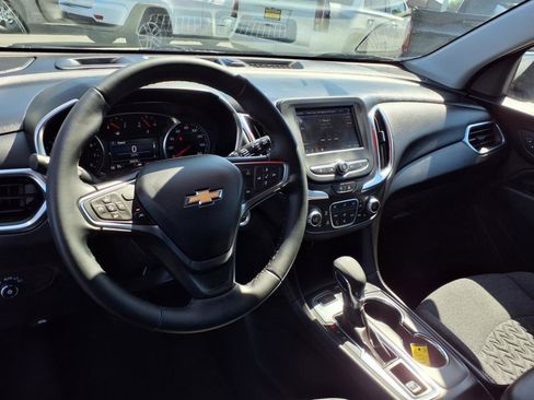 Used 2024 Chevrolet Equinox LT image 10