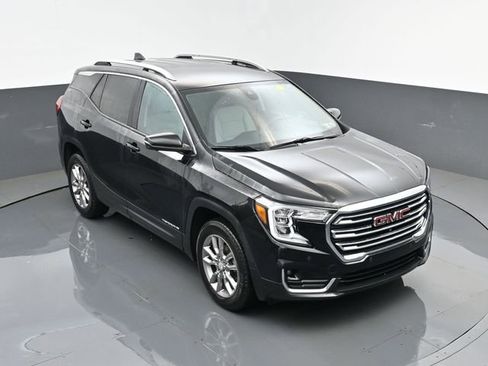 Used 2022 GMC Terrain SLT w/ Infotainment Package II image 22