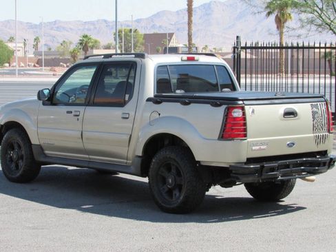 Used 2001 Ford Explorer Sport Trac 2WD image 6