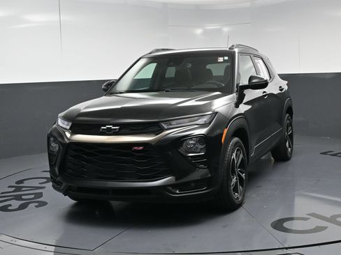 Used 2022 Chevrolet TrailBlazer RS w/ Sun and Liftgate Package AWD/4WD image 11