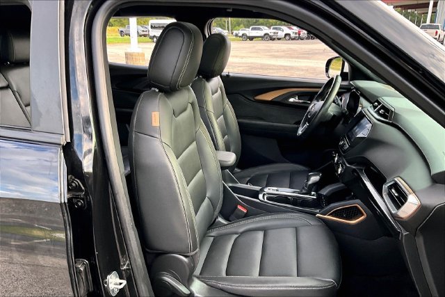 Used 2023 Chevrolet TrailBlazer ACTIV w/ Sun and Liftgate Package AWD/4WD image 29