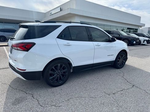Used 2023 Chevrolet Equinox RS w/ RS Leather Package image 5