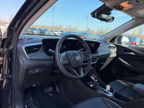 Used 2024 Buick Encore GX Avenir w/ Avenir Technology Package image 14
