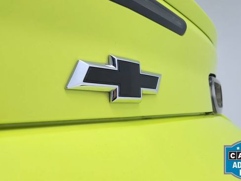 Used 2019 Chevrolet Camaro LT w/ RS Package image 11