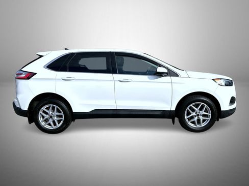 Used 2024 Ford Edge SEL w/ Convenience Package AWD/4WD image 4