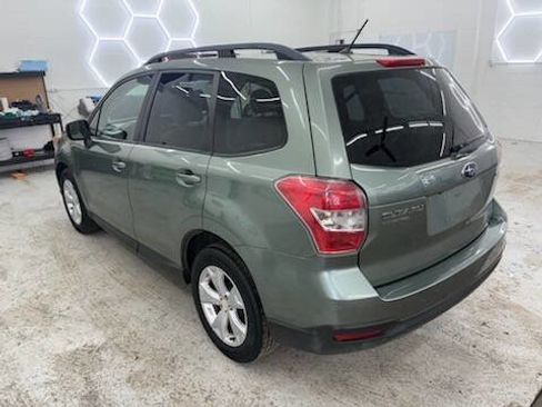 Used 2014 Subaru Forester 2.5i Premium w/ All-Weather Package image 4
