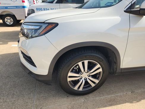 Used 2017 Honda Pilot EX-L image 7